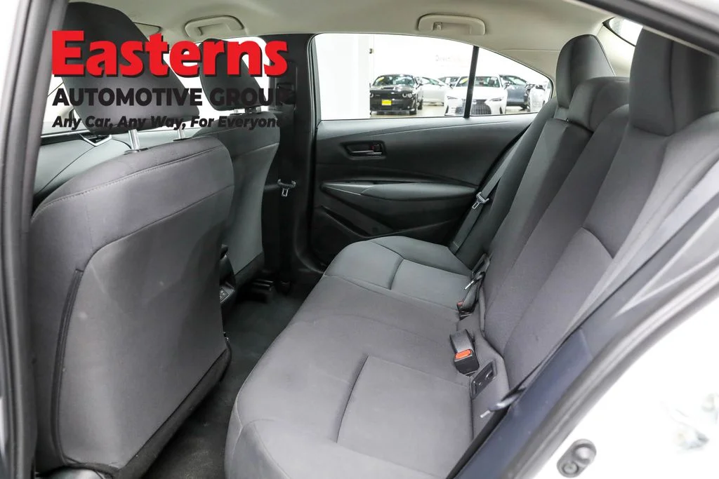 Used 2024 White Toyota LE image 19