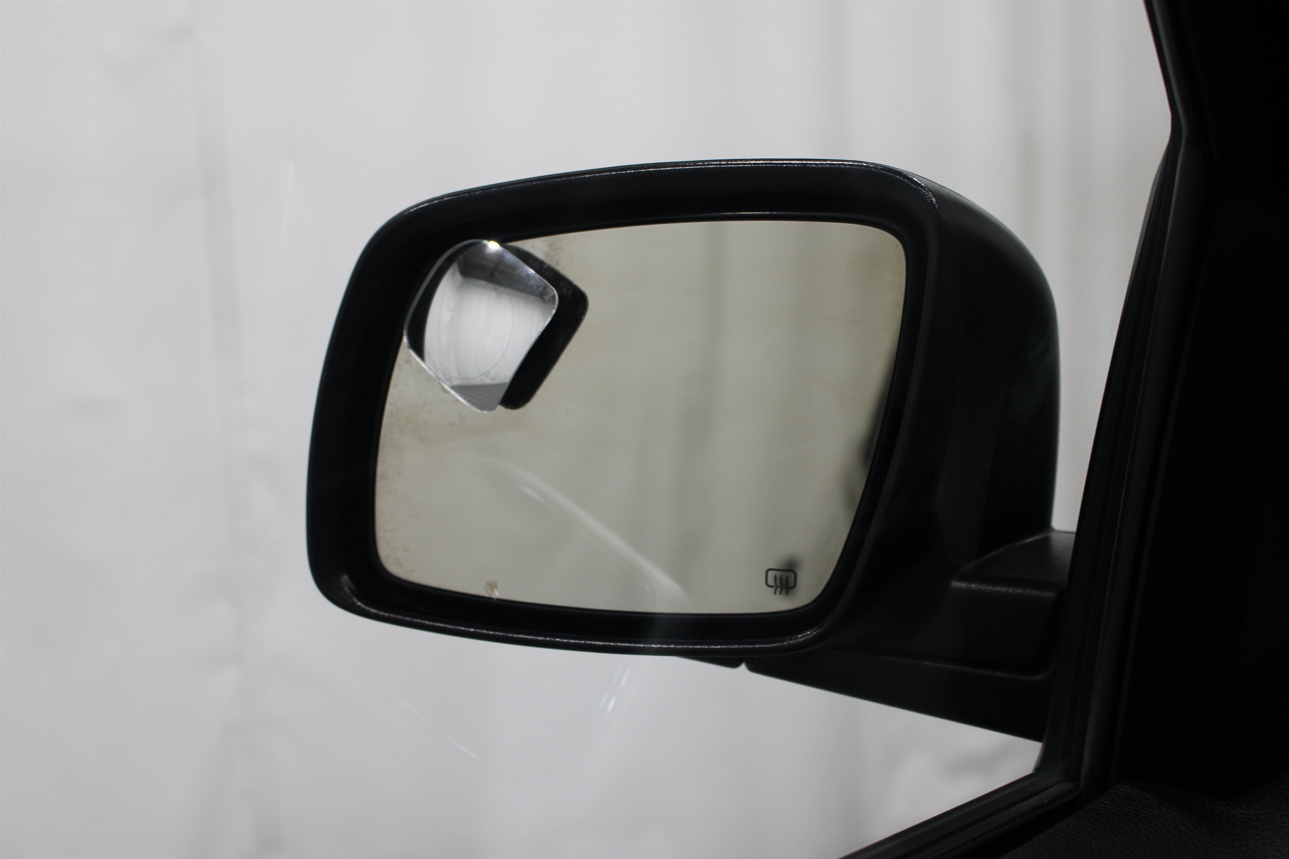 Used 2020 Granite Pearlcoat Dodge SE Value image 7
