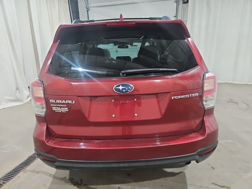 Used 2018 Venetian Red Pearl Subaru Premium image 7