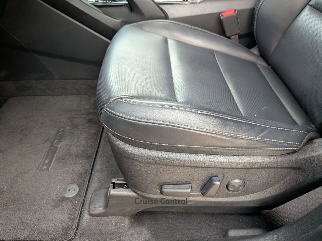 Used 2024 Black Kia S image 16