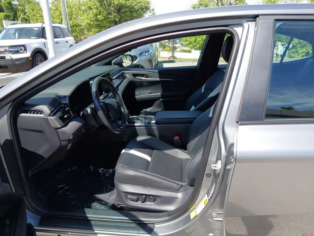 Used 2025 Celestial Silver Metallic Toyota SE image 25