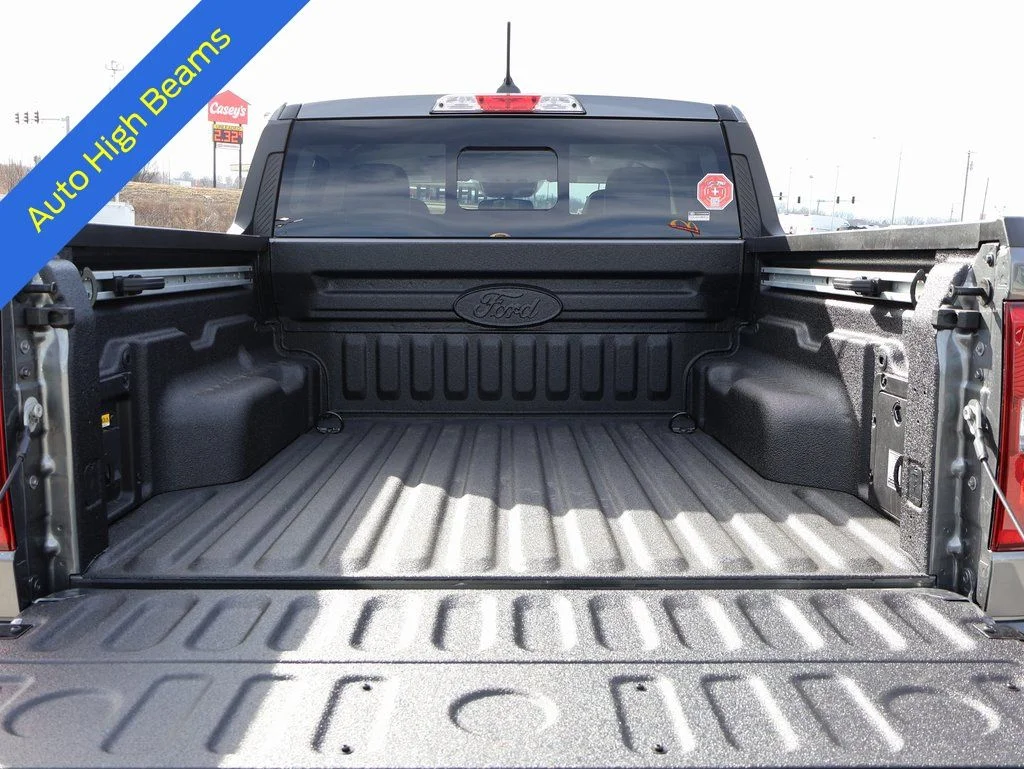 New 2026 Carbonized Gray Metallic Ford Lobo™ image 14