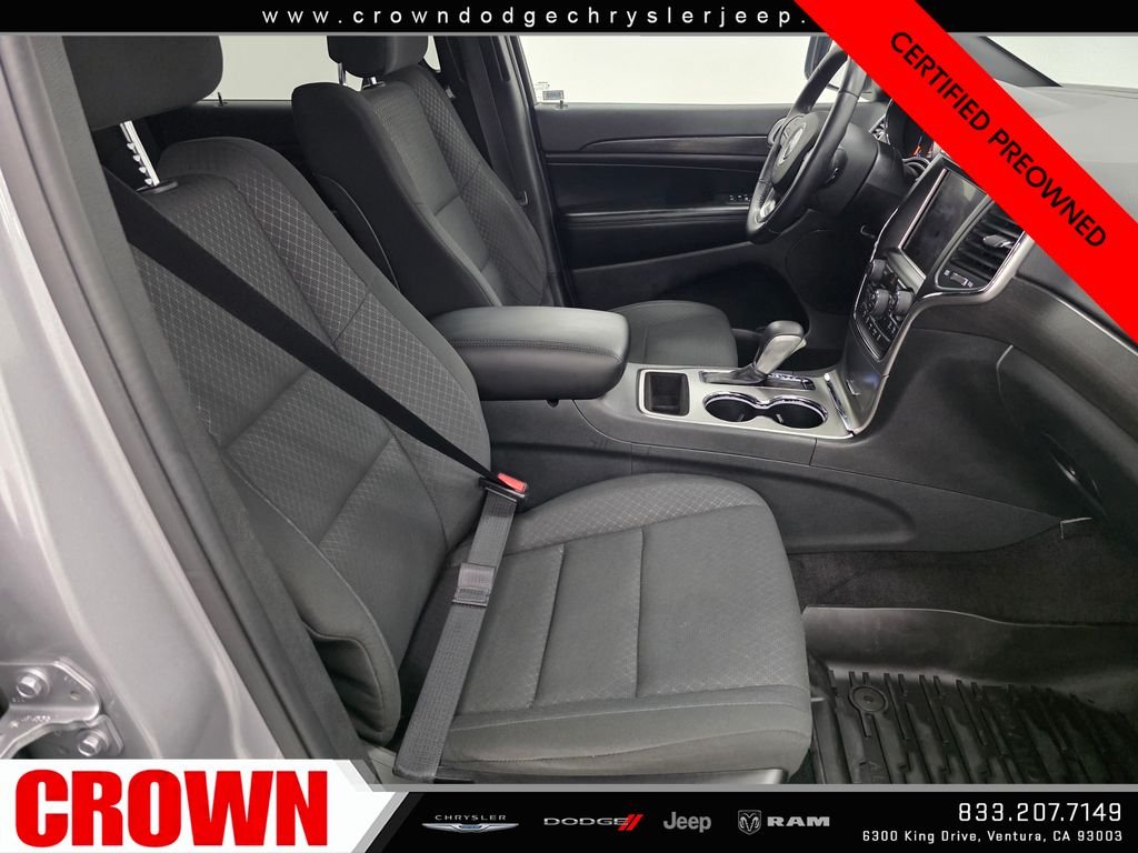 Certified Used 2018 Silver Jeep Laredo E image 14