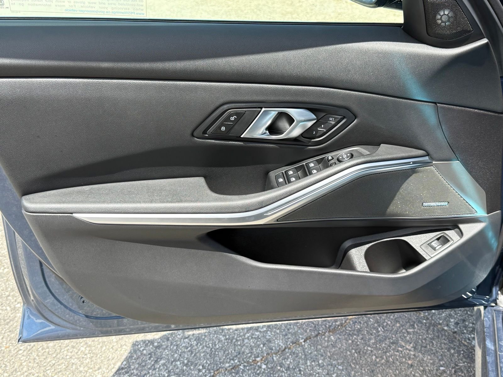 New 2026 Arctic Race Blue metallic BMW 330i image 18