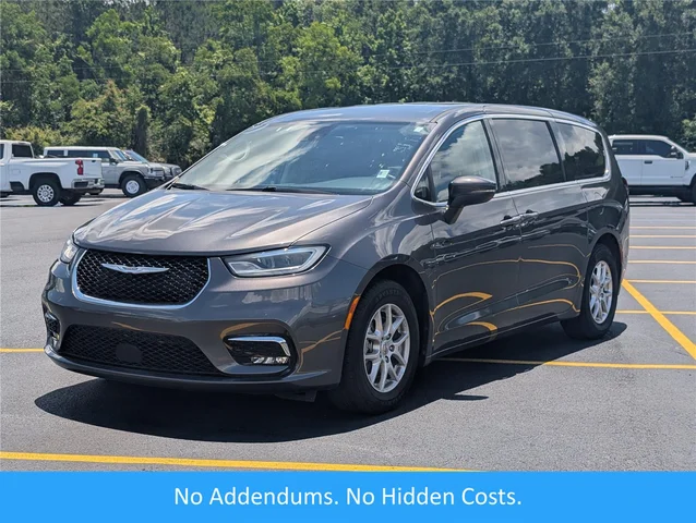 2023 Chrysler Pacifica Touring L