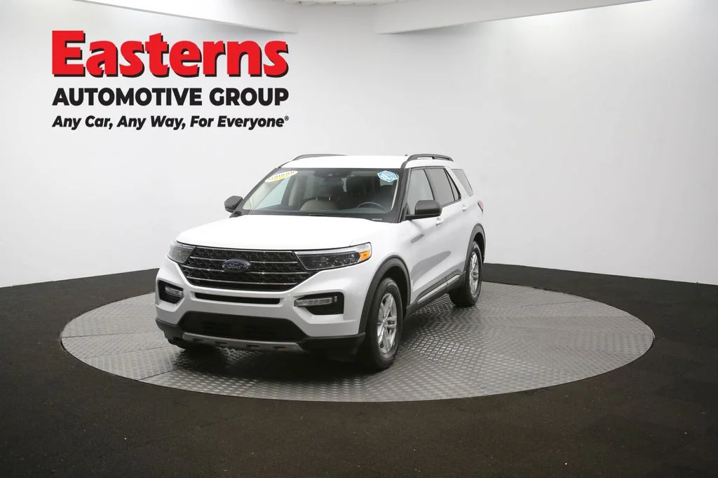 Used 2023 White Ford XLT image 52