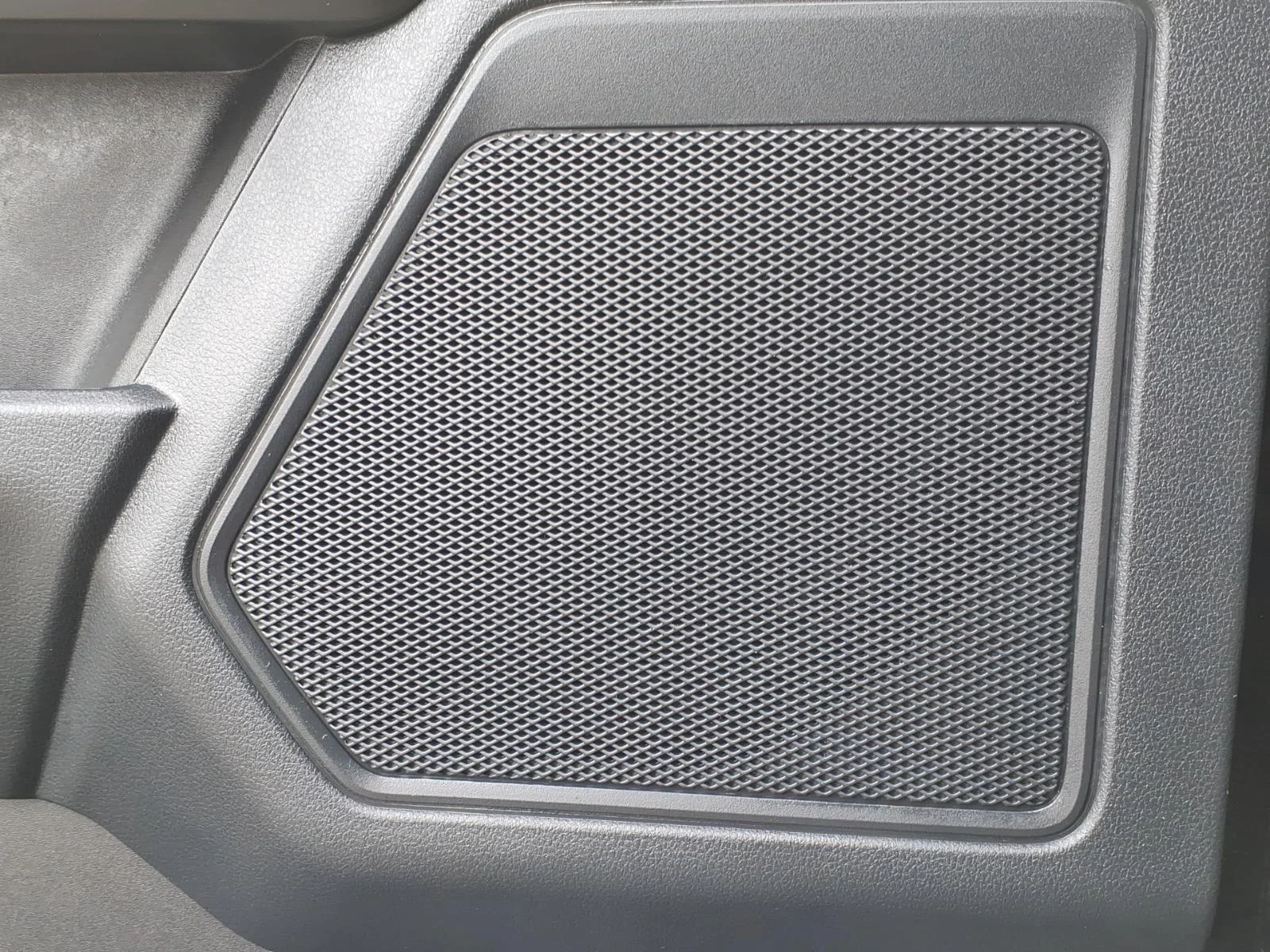Used 2021 Agate Black Metallic Ford XL image 5