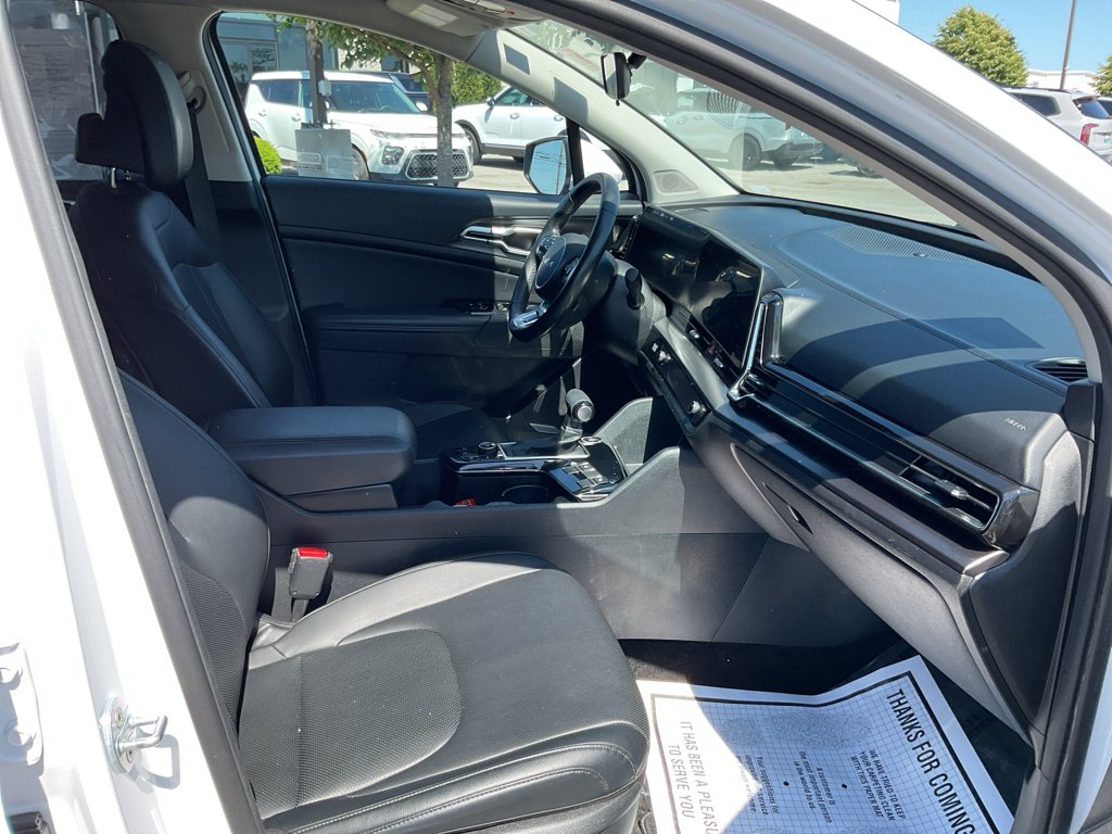 Used 2023 Glacial White Pearl Kia EX image 11