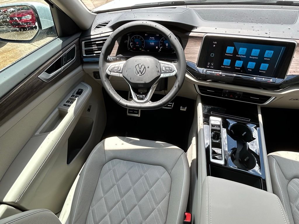 New 2026 White/off-white Volkswagen 2.0T SEL Premium R-Line image 8