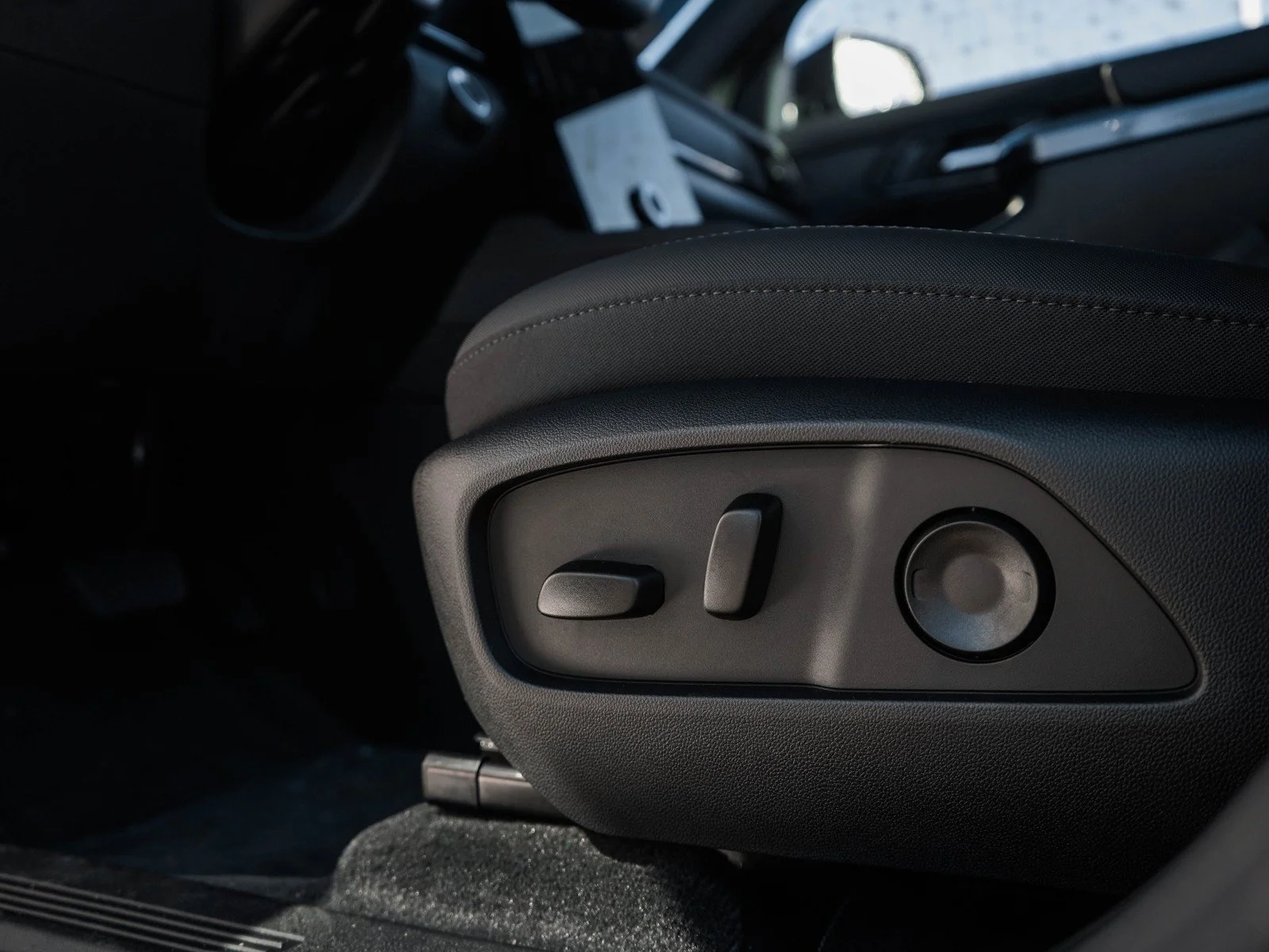 2027 GMC Terrain AT4 - Photo 18