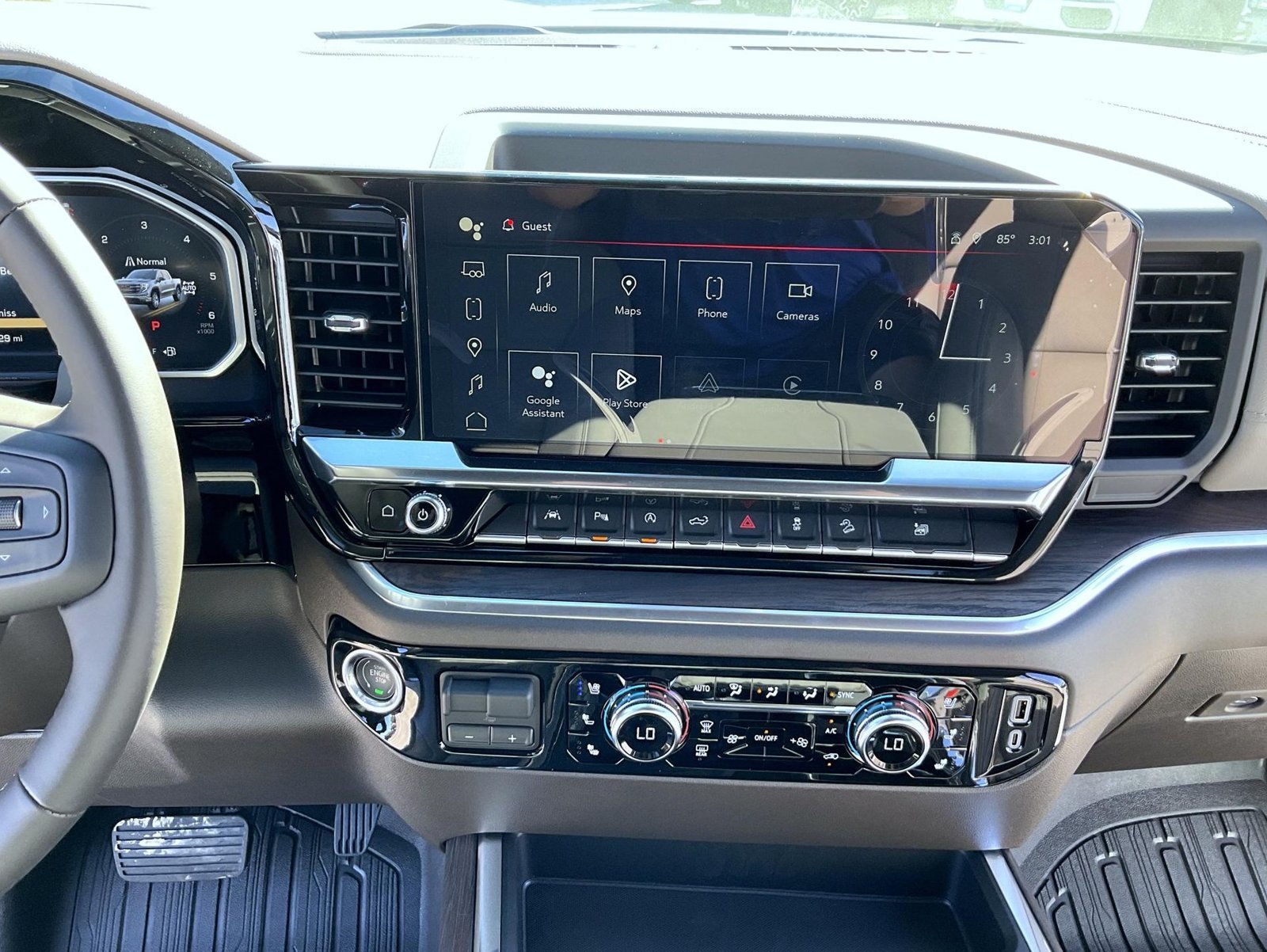 2026 GMC Sierra 1500 SLT - Photo 13