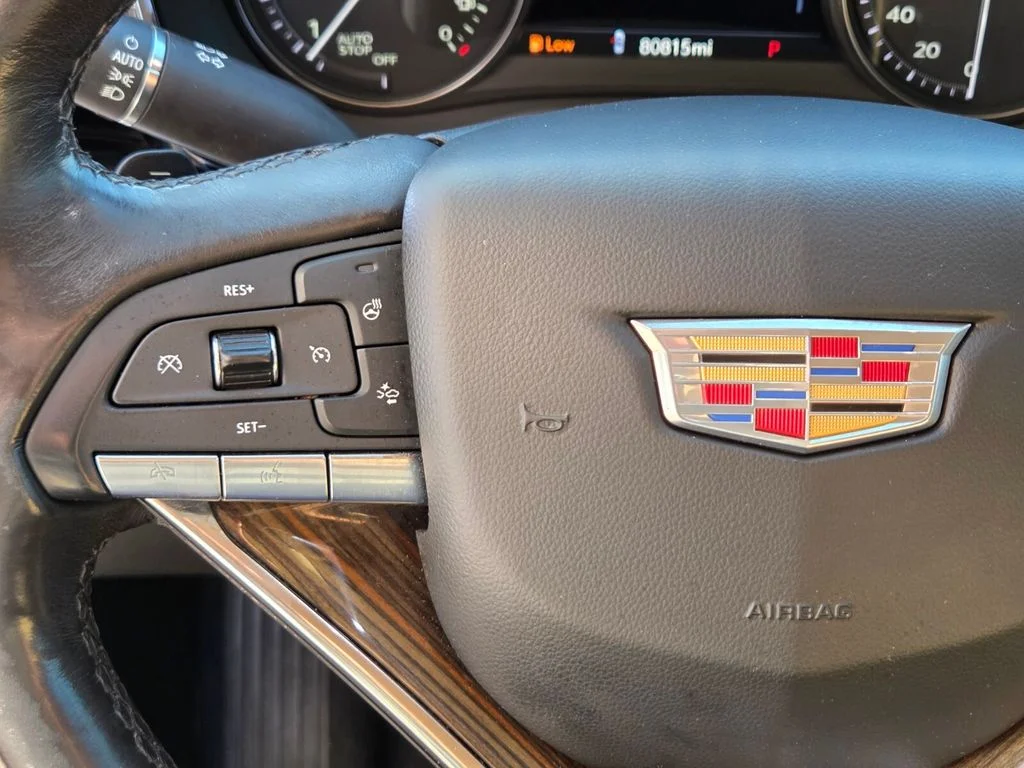 Used 2020 White Cadillac Premium Luxury image 28