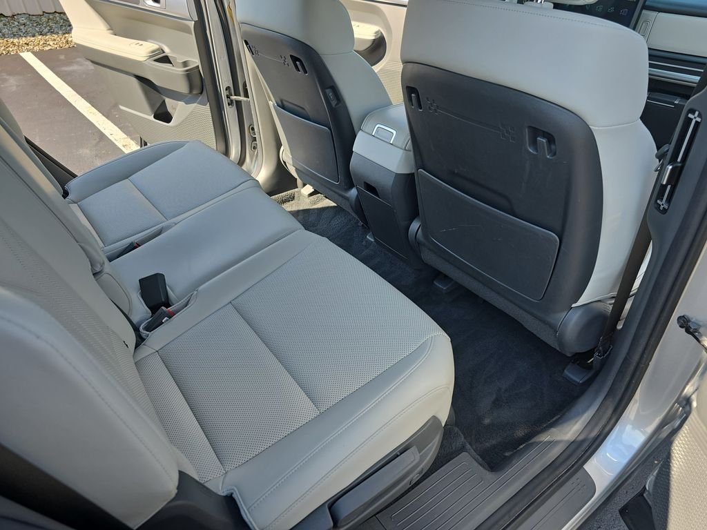 Used 2025 Silver Hyundai SEL image 13