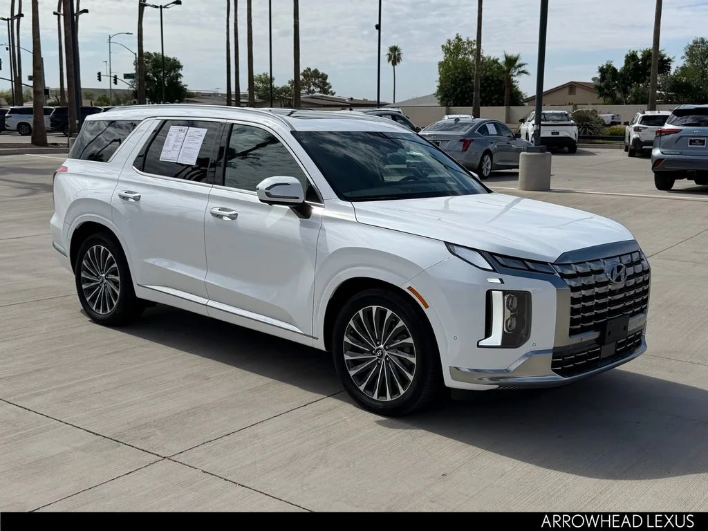 Used 2023 White Hyundai Calligraphy image 9