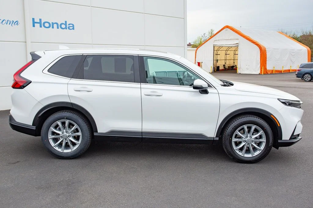 Certified Used 2024 Platinum White Pearl Honda AWD EX image 16