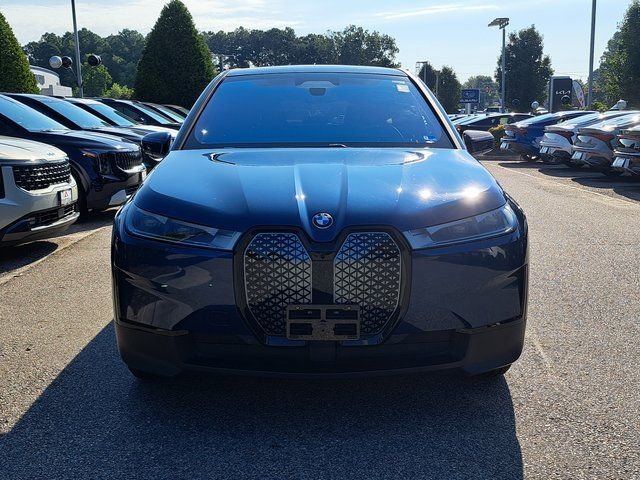 Used 2025 Blue BMW xDrive50 image 3