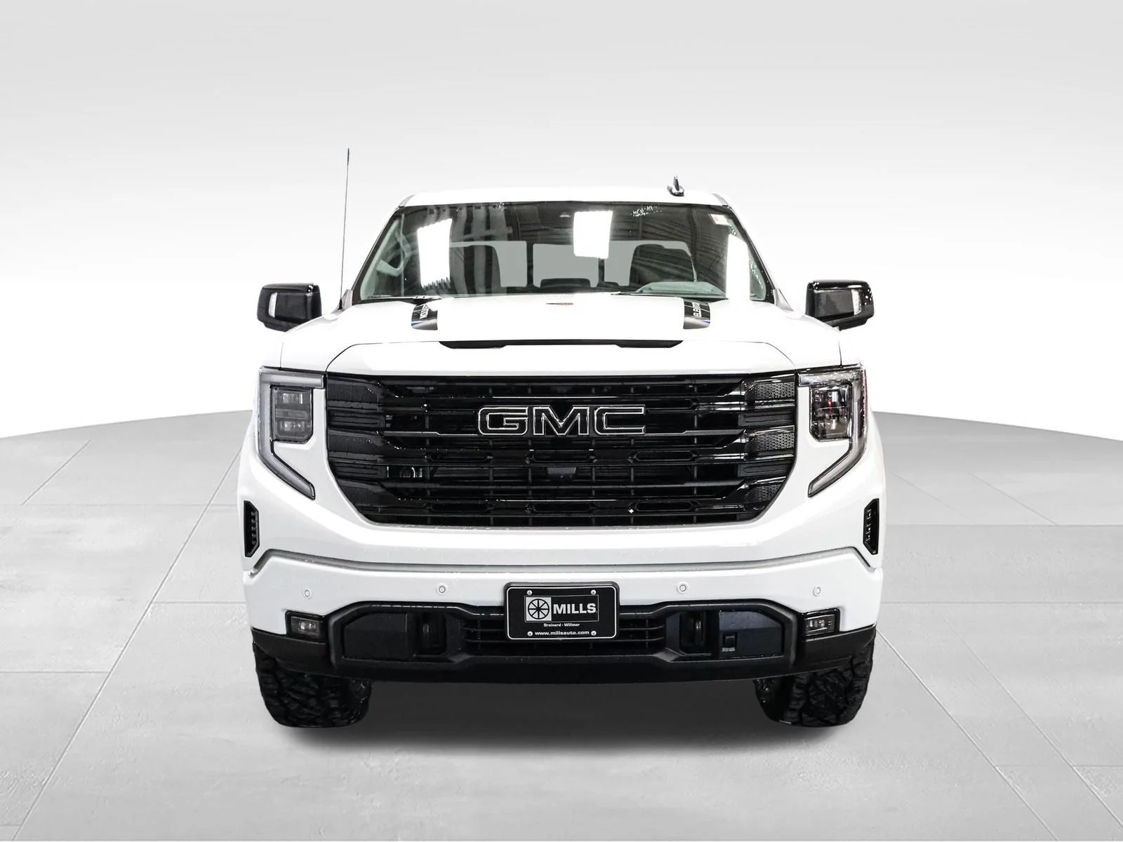 New 2026 White GMC Elevation image 12