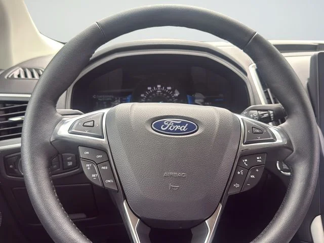 Used 2024 Blue Ford SEL image 27