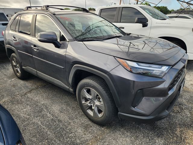 2025 Toyota RAV4 XLE FWD's photo