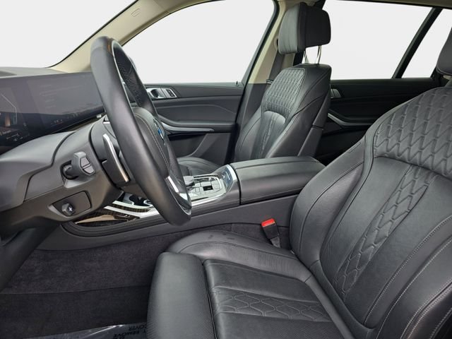 Used 2025 Green BMW xDrive40i image 19