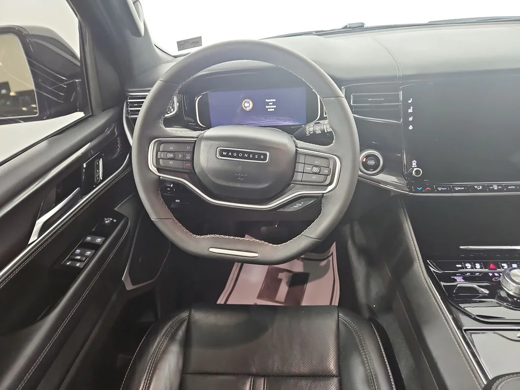 Used 2023 Gray Jeep Base image 14