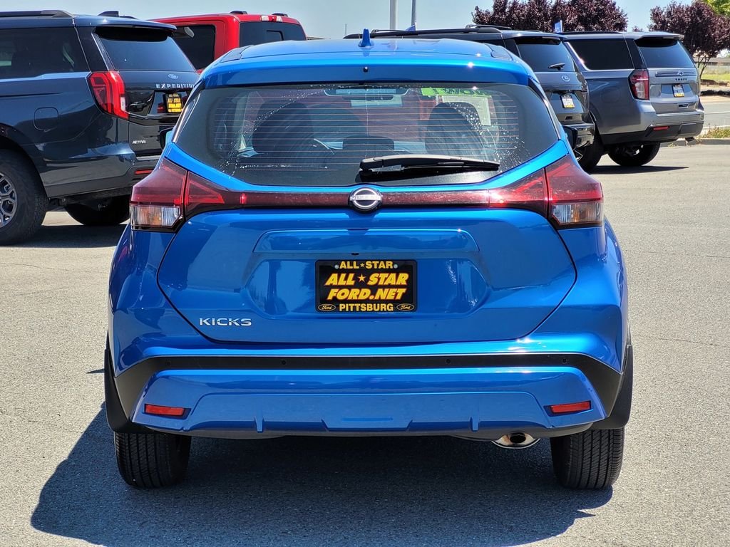 Used 2024 Blue Nissan S image 5