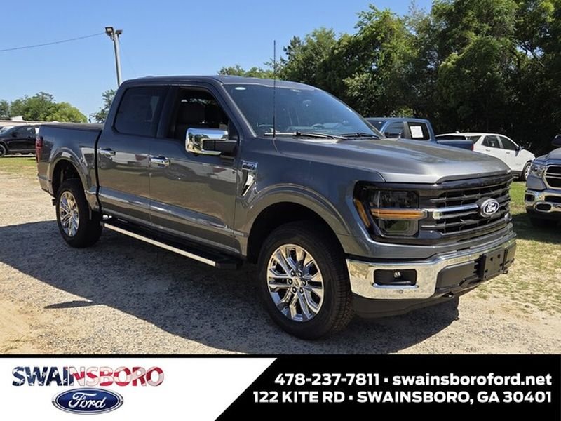 New 2026 Carbonized Gray Metallic Ford XLT image 1