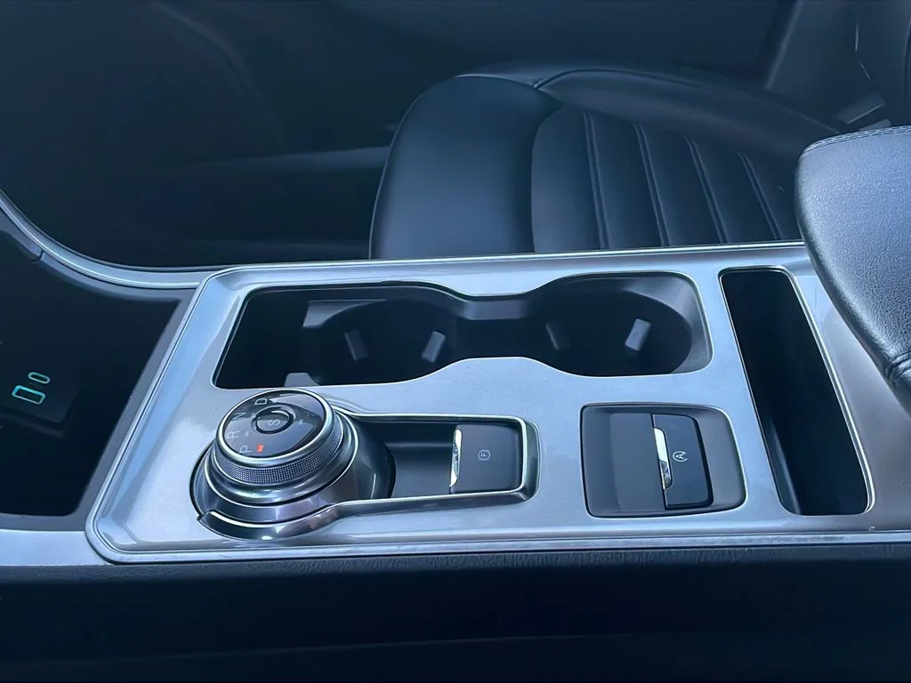2023 Ford Edge SEL - Photo 21