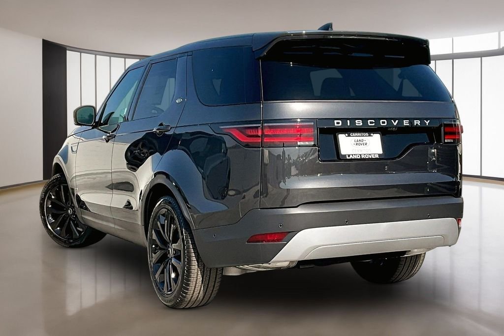 New 2026 CARPATHIAN GREY Land Rover S image 3