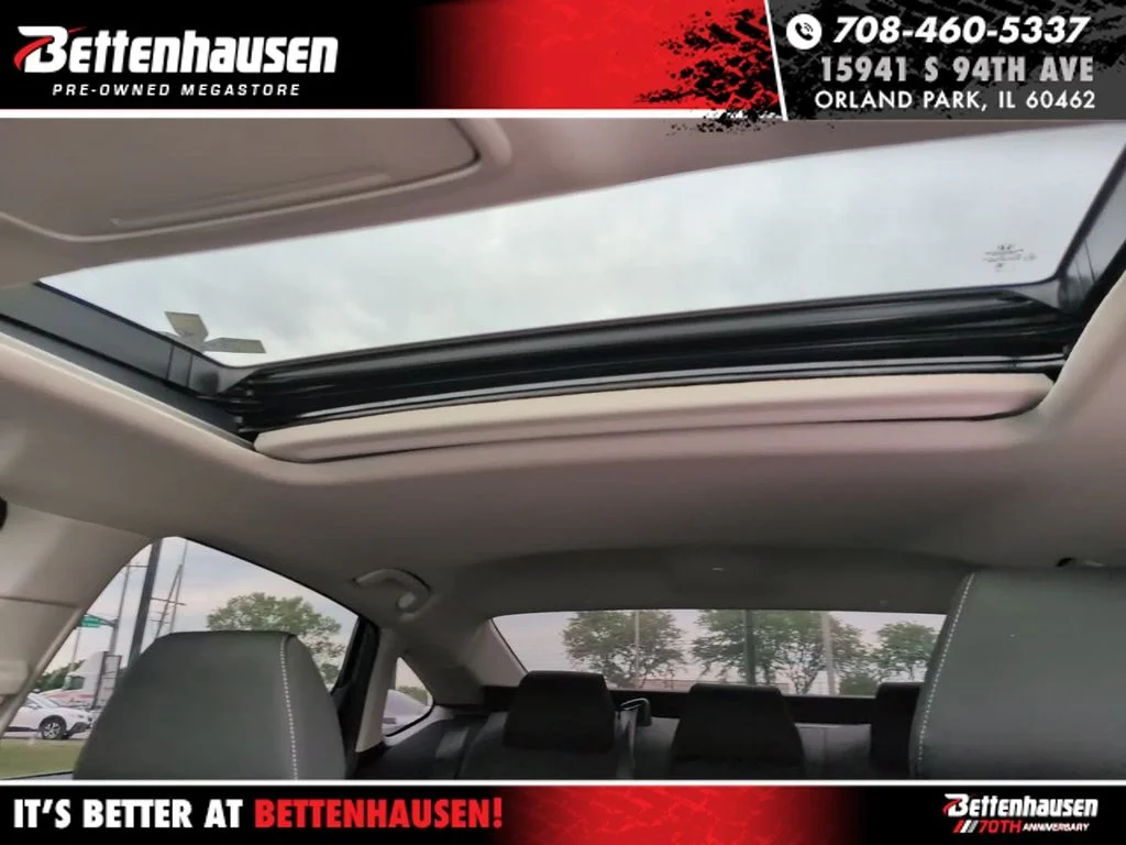 Used 2025 Gray Honda SE image 27