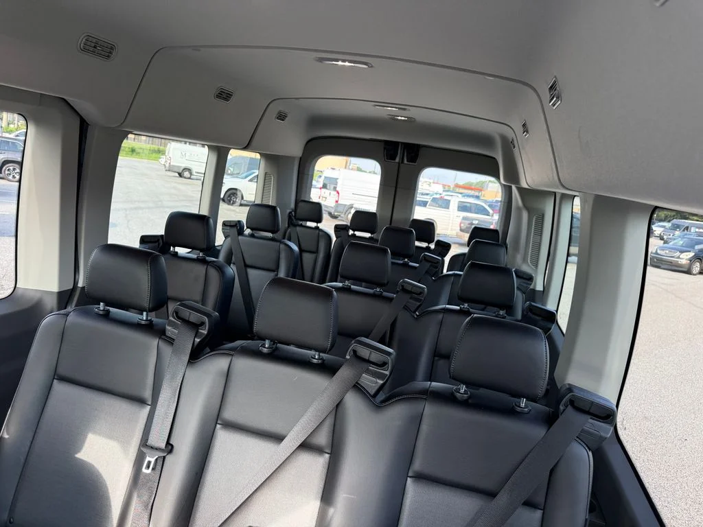Used 2025 White Ford XL image 16