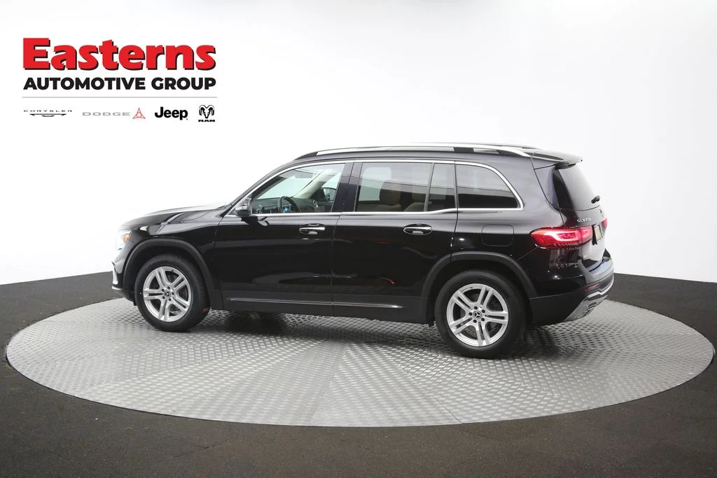 Used 2021 Black Mercedes-Benz GLB 250 image 58