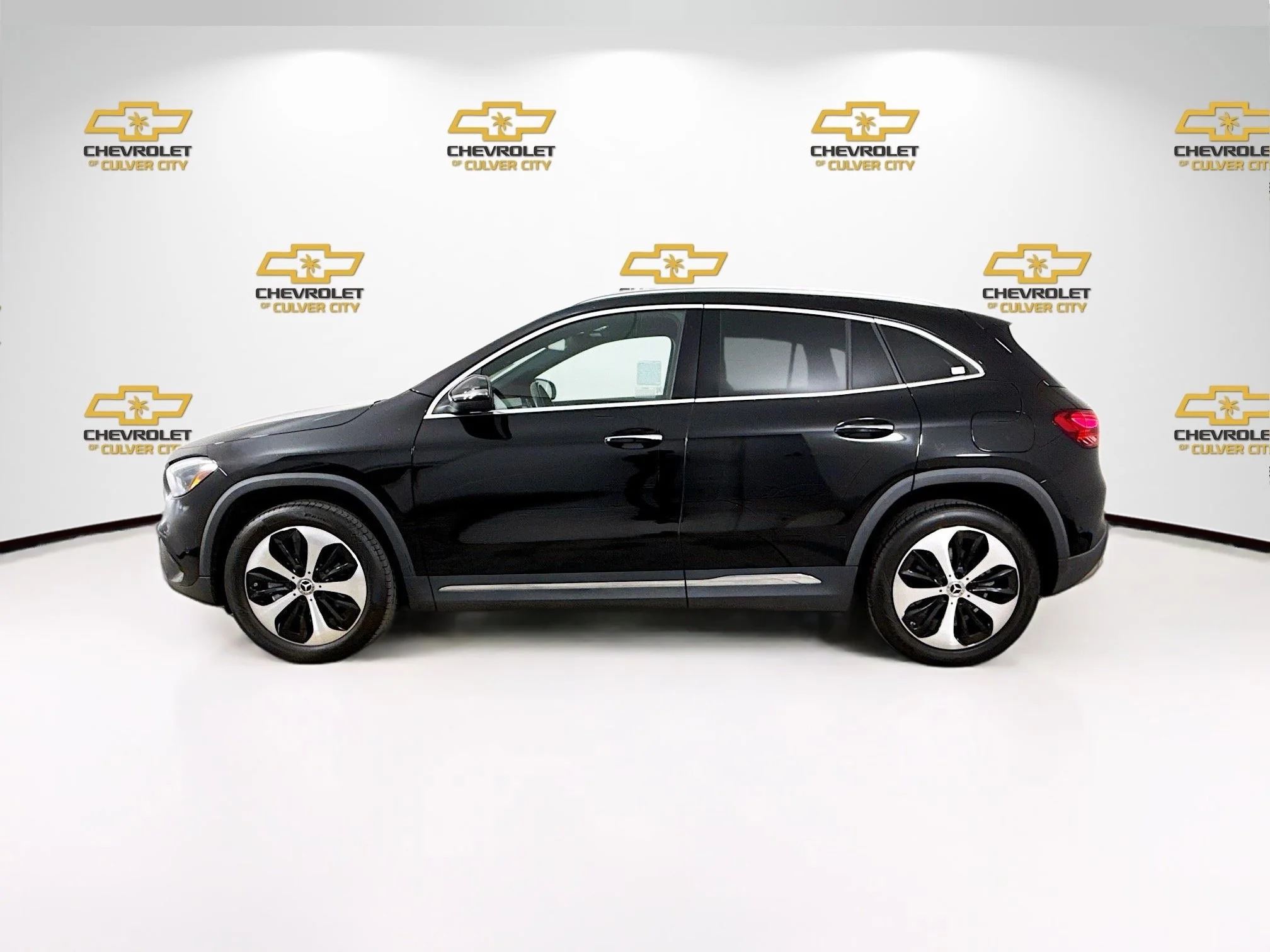 Used 2024 Black Mercedes-Benz GLA 250 image 5