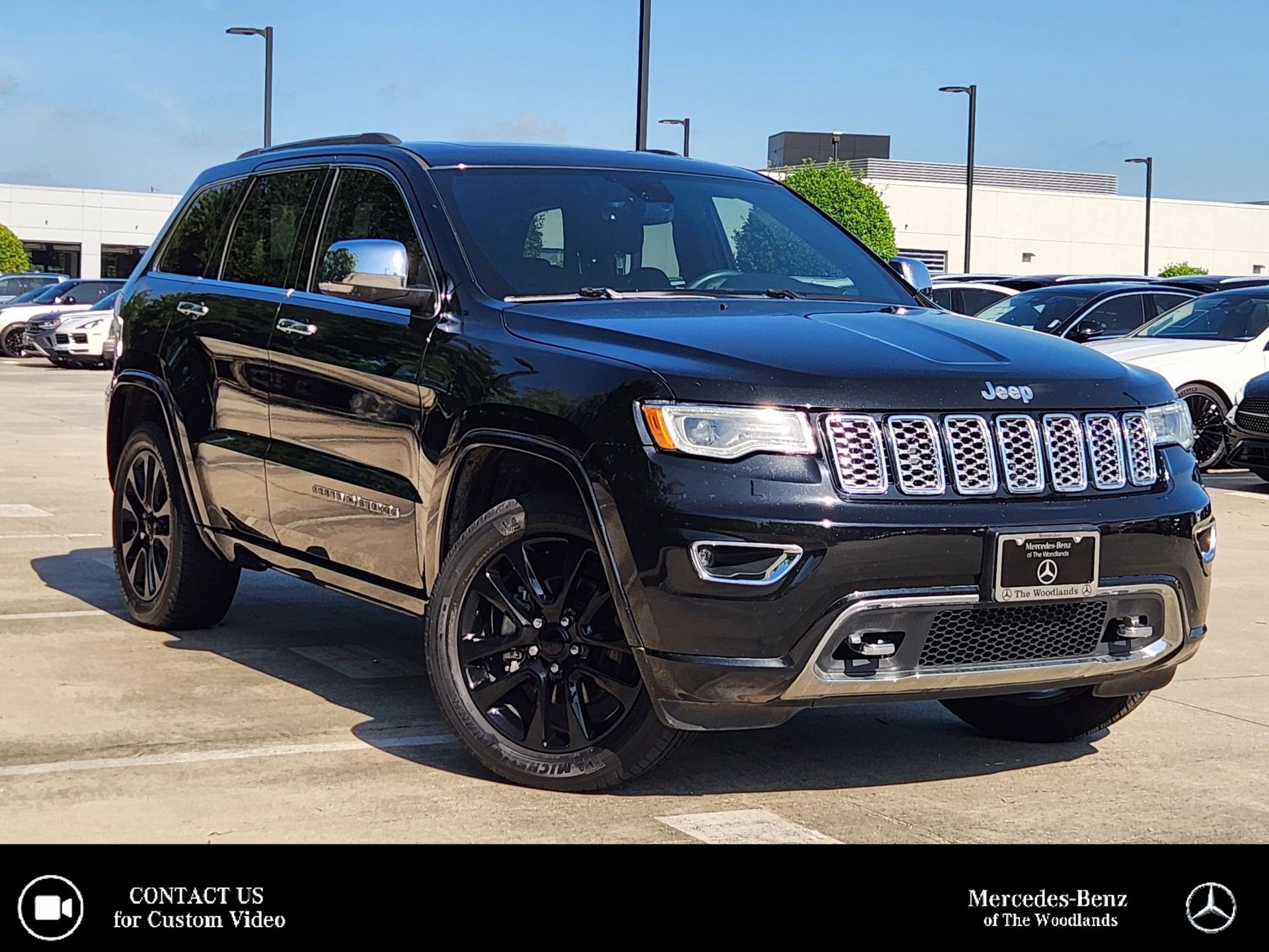 2017 Jeep Grand Cherokee Overland 4WD's photo