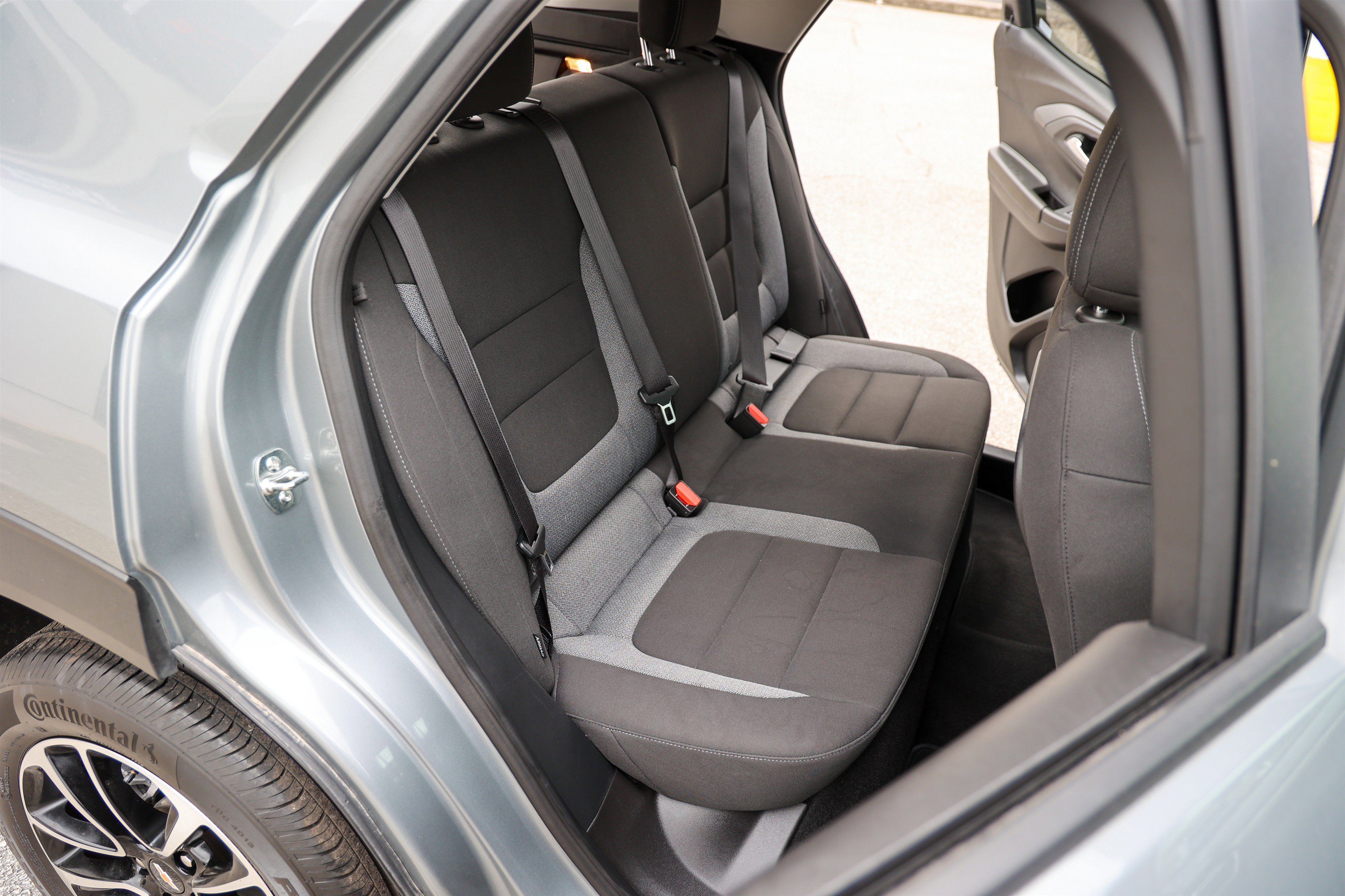 Used 2025 Sterling Gray Metallic Chevrolet LT image 38
