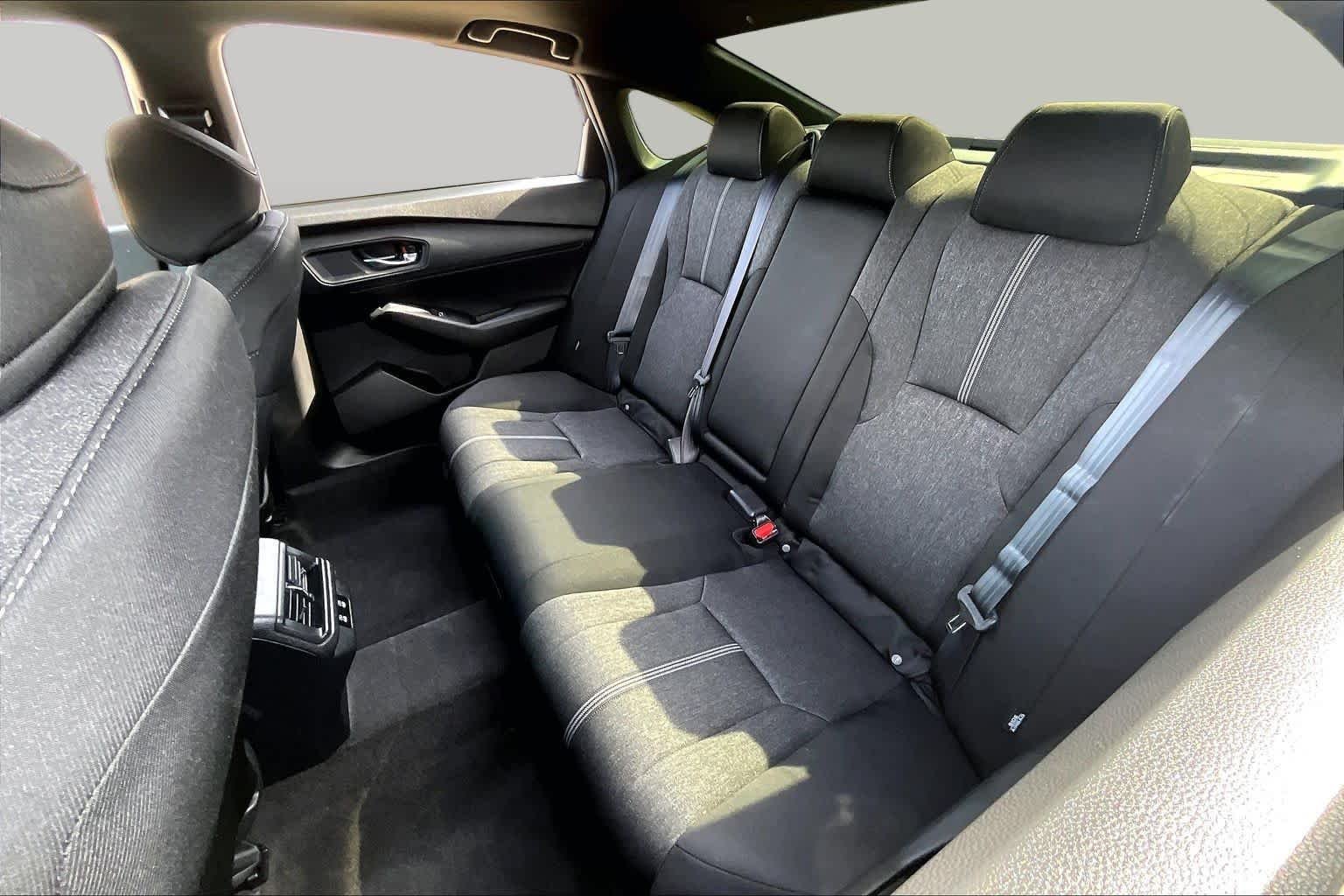 Used 2025 Urban Gray Pearl Honda Sport image 19