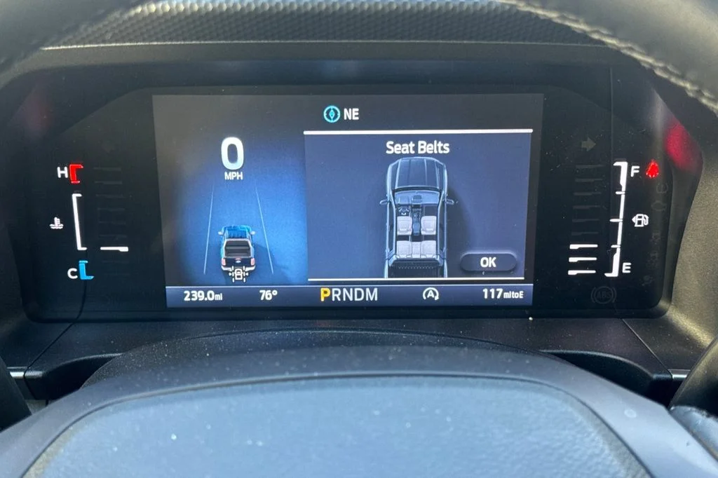 New 2025 Azure Gray Metallic Ford XLT image 23