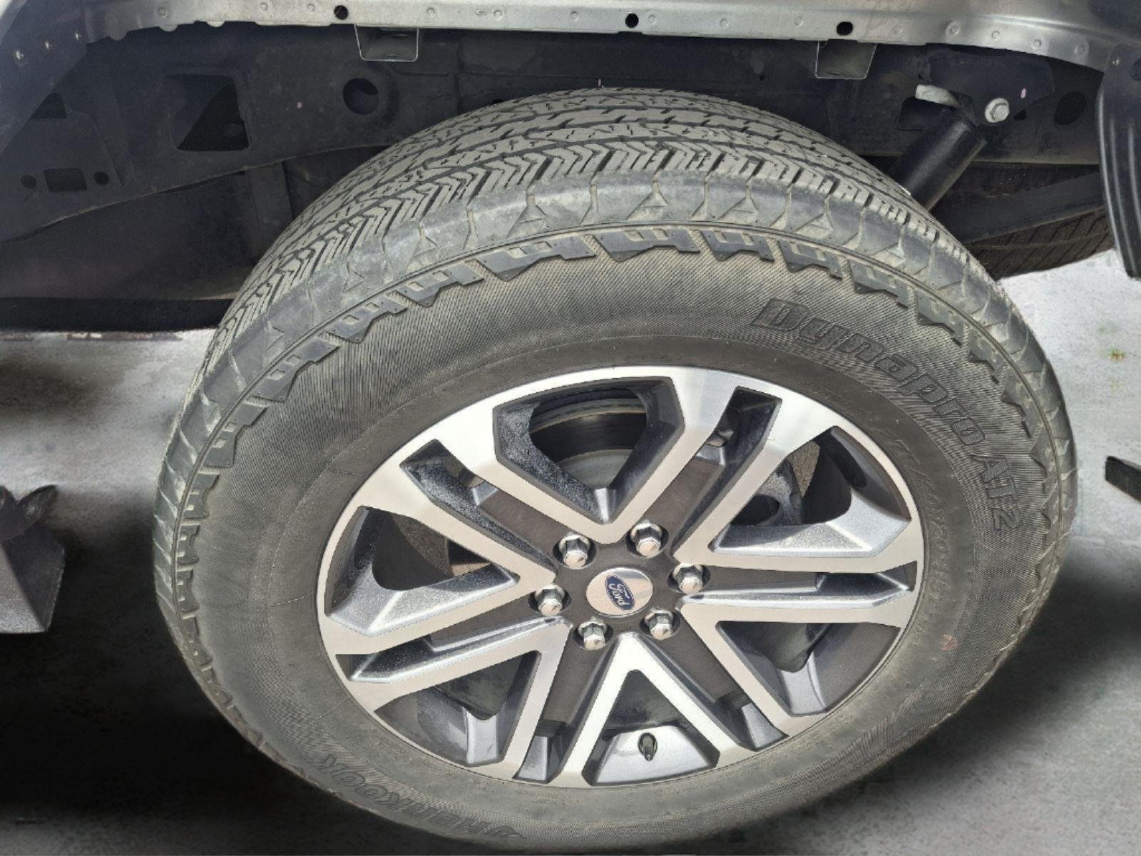 Used 2023 Iconic Silver Ford XL image 11
