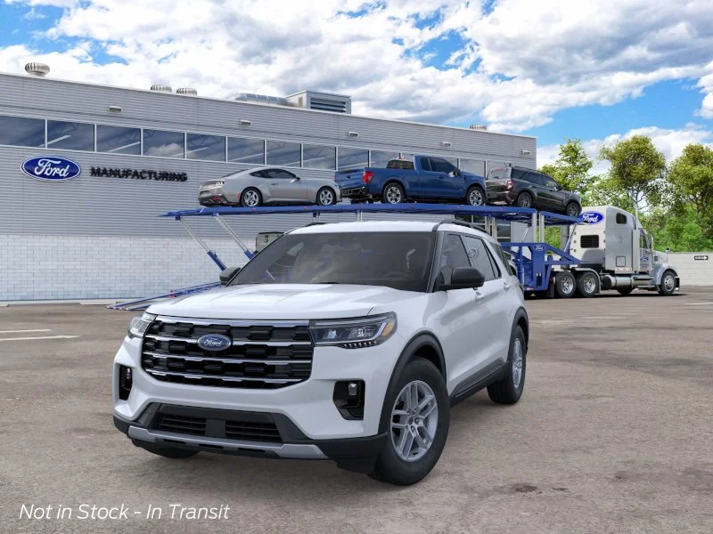 New 2026 Space White Metallic Ford Active image 2