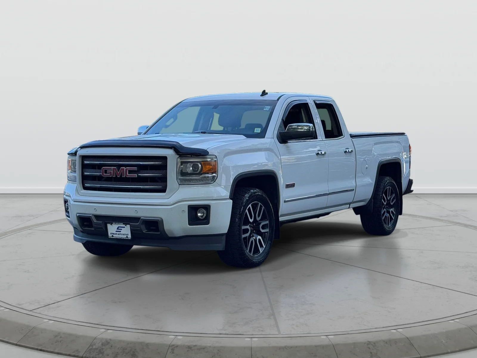 Used 2014 White GMC SLT image 3