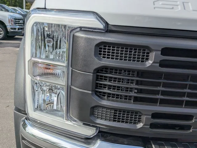 New 2026 Oxford White Ford F-450® XL image 10