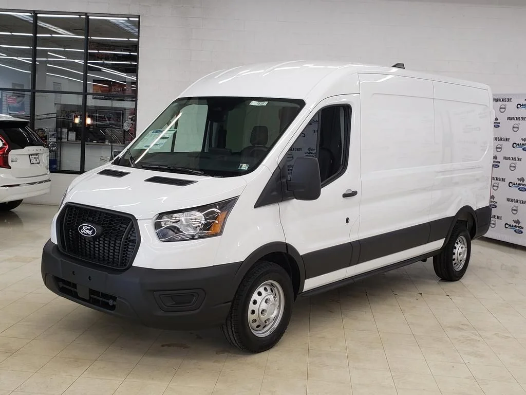 New 2026 Oxford White Ford Cargo Van image 3