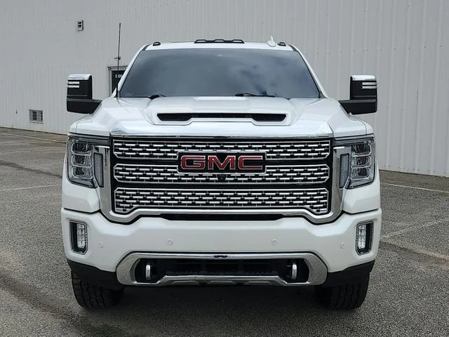 Used 2022 White GMC Denali image 20