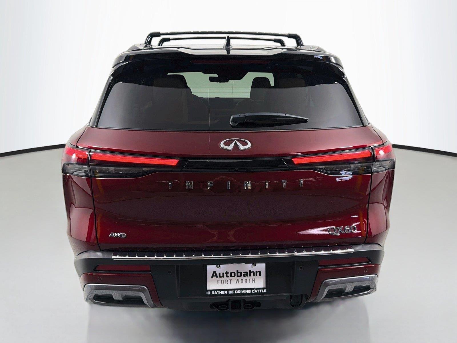Used 2025 Deep Bordeaux/Black Obsidian INFINITI AUTOGRAPH image 6