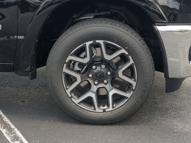New 2026 Diamond Black Crystal Pearl-Coat Exterior Paint RAM Laramie image 11