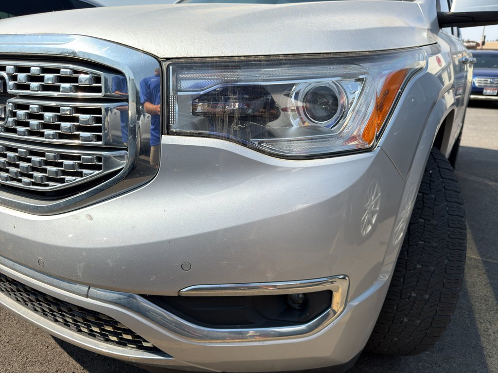Used 2017 Quicksilver Metallic GMC Denali image 8