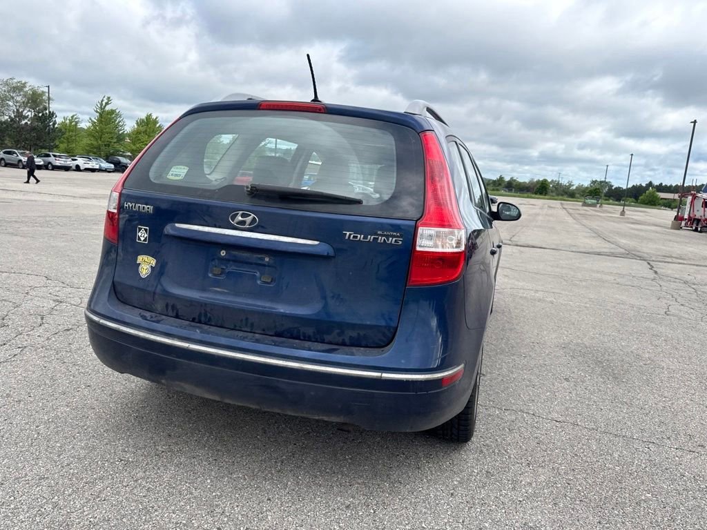 Used 2012  Hyundai SE image 19
