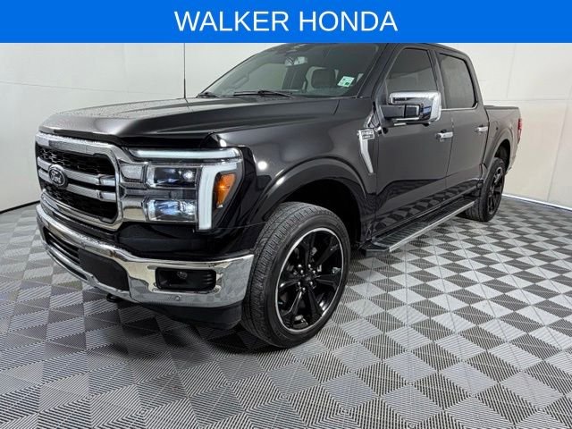 Used 2025 Black Ford Lariat image 2