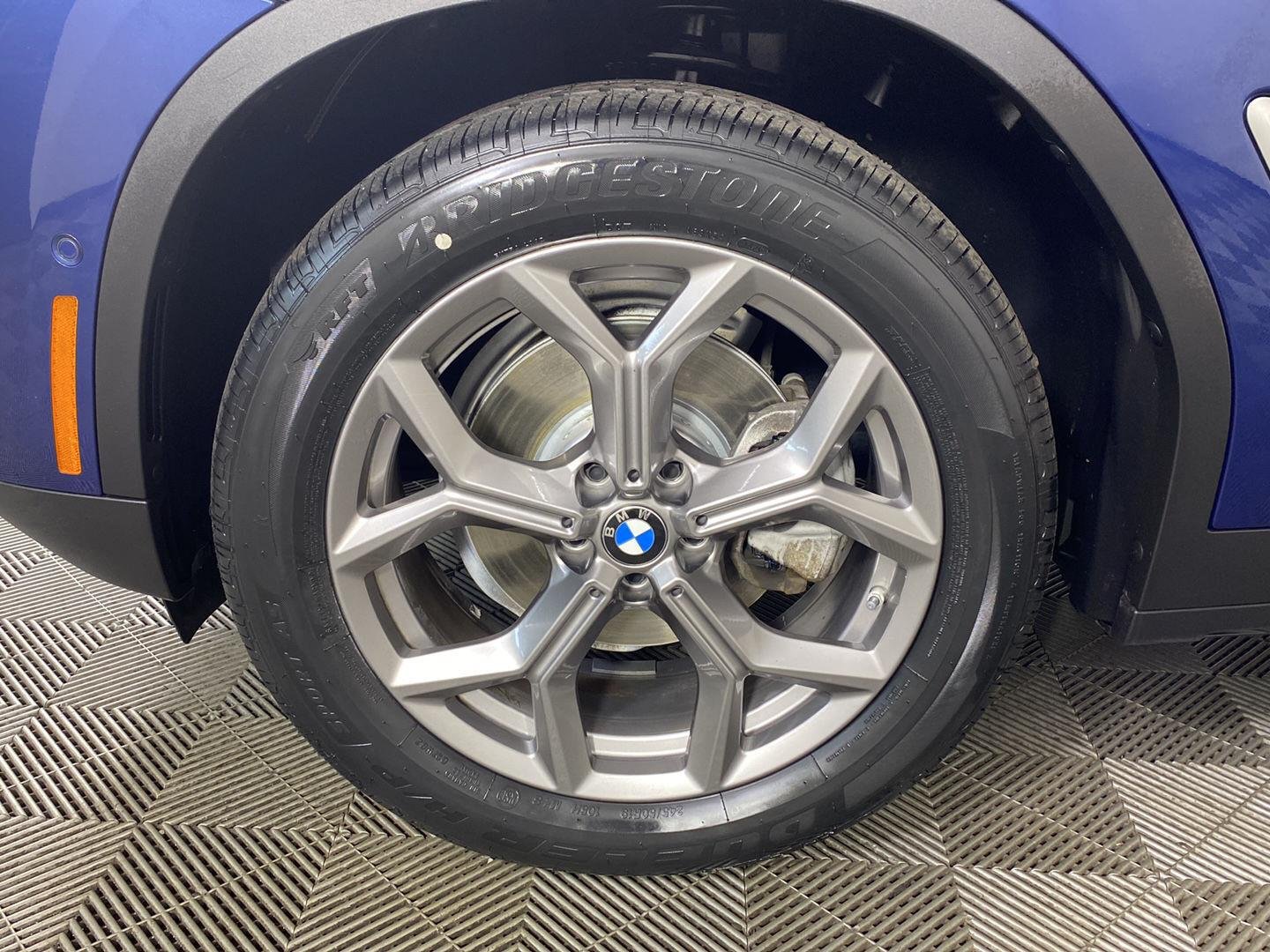 Used 2024 Phytonic Blue Metallic BMW xDrive30i image 14