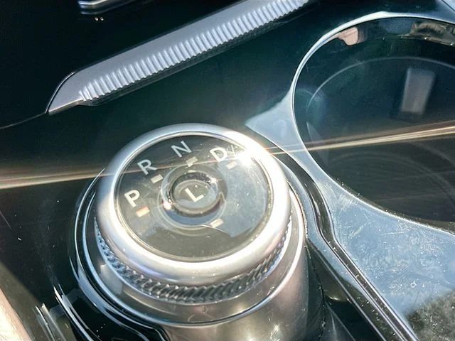 2025 Ford Explorer Platinum - Photo 17